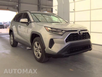 2025 Toyota RAV4 XLE - miniatura 4