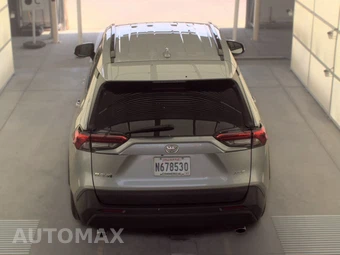 2025 Toyota RAV4 XLE - miniatura 6