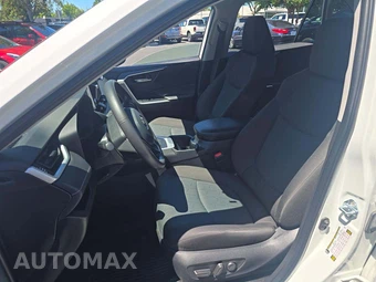 2025 Toyota RAV4 XLE - miniatura 3