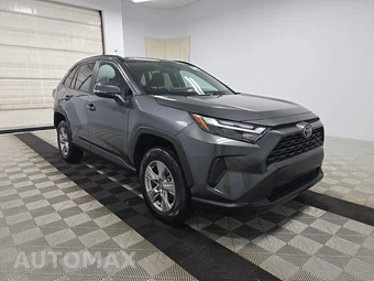 2025 Toyota RAV4 XLE - miniatura 3