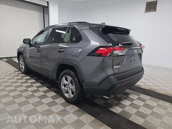 2025 Toyota RAV4 XLE - miniatura 6