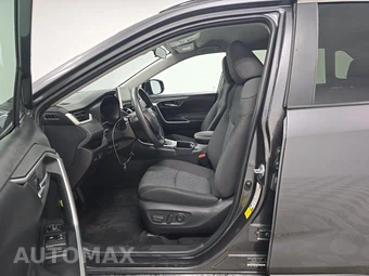 2025 Toyota RAV4 XLE - miniatura 7