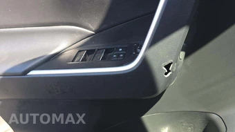 2025 Toyota RAV4 XLE - miniatura 24