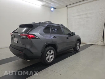 2025 Toyota RAV4 XLE - miniatura 4