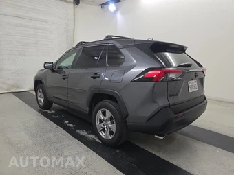 2025 Toyota RAV4 XLE - miniatura 6