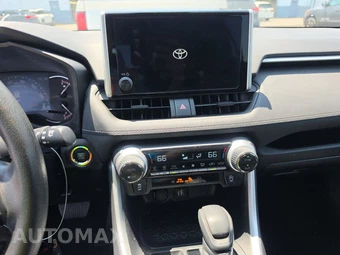 2025 Toyota RAV4 XLE - miniatura 11