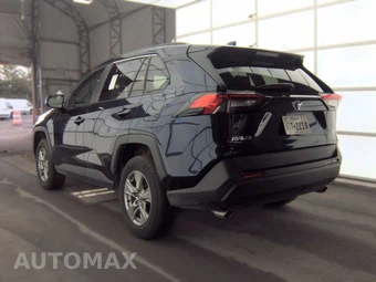 2025 Toyota RAV4 XLE - miniatura 6