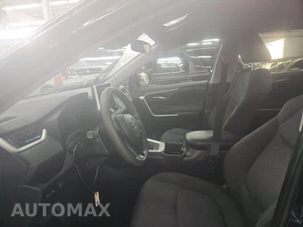 2025 Toyota RAV4 XLE - miniatura 7