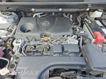 2025 Toyota RAV4 XLE - miniatura 16