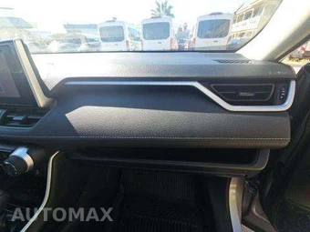 2025 Toyota RAV4 XLE - miniatura 20