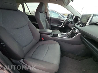 2025 Toyota RAV4 XLE - miniatura 14