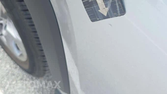 2025 Toyota RAV4 XLE - miniatura 32