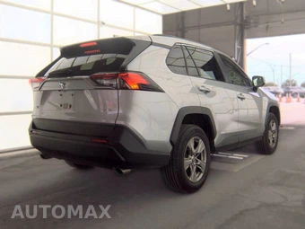 2025 Toyota RAV4 XLE - miniatura 5