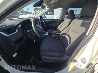 2025 Toyota RAV4 XLE - miniatura 13