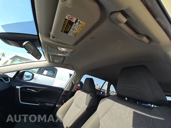 2025 Toyota RAV4 XLE - miniatura 20