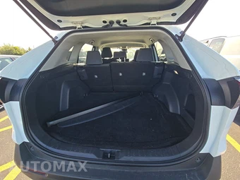 2025 Toyota RAV4 XLE - miniatura 23