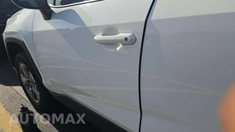 2025 Toyota RAV4 XLE - miniatura 29