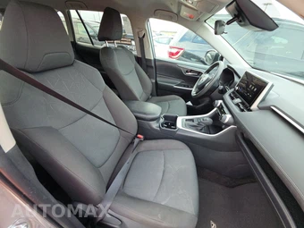 2025 Toyota RAV4 XLE - miniatura 14