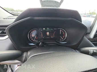 2025 Toyota RAV4 XLE – miniatura 18