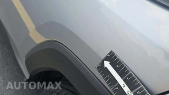 2025 Toyota RAV4 XLE – miniatura 28