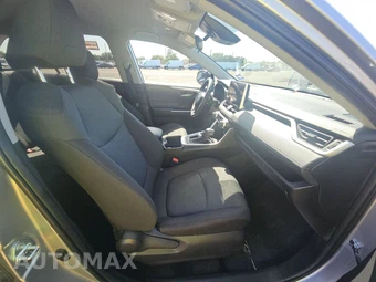 2025 Toyota RAV4 XLE – miniatura 8
