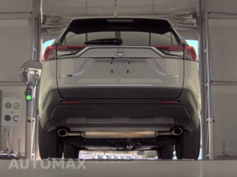 2025 Toyota RAV4 XLE - miniatura 7