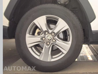 2025 Toyota RAV4 XLE – miniatura 11
