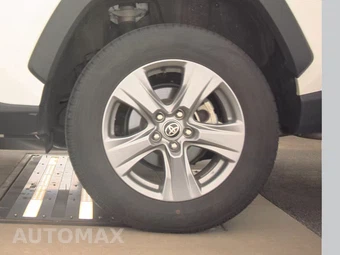 2025 Toyota RAV4 XLE – miniatura 12