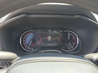 2025 Toyota RAV4 XLE – miniatura 18
