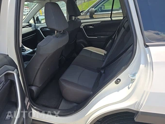 2025 Toyota RAV4 XLE – miniatura 19