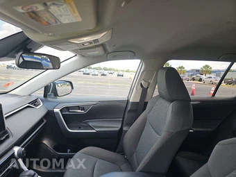 2025 Toyota RAV4 XLE - miniatura 14