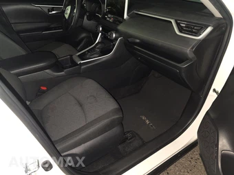 2025 Toyota RAV4 XLE – miniatura 14