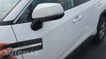 2025 Toyota RAV4 XLE - miniatura 18