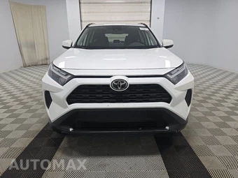2025 Toyota RAV4 XLE - miniatura 2