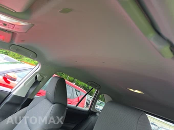 2025 Toyota RAV4 XLE - miniatura 20
