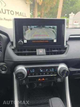 2025 Toyota RAV4 XLE - miniatura 26