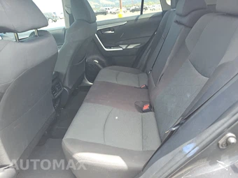 2025 Toyota RAV4 XLE – miniatura 13