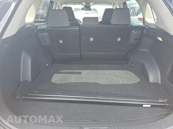 2025 Toyota RAV4 XLE – miniatura 17
