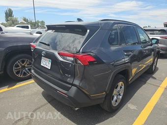 2025 Toyota RAV4 XLE – miniatura 4