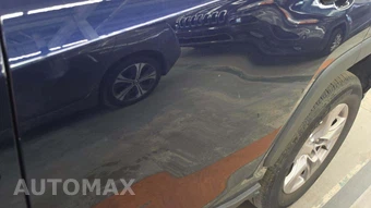 2025 Toyota RAV4 XLE - miniatura 24
