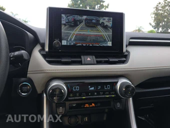 2025 Toyota RAV4 XLE - miniatura 10