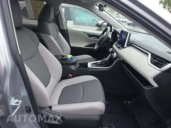 2025 Toyota RAV4 XLE - miniatura 18