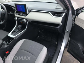 2025 Toyota RAV4 XLE - miniatura 19