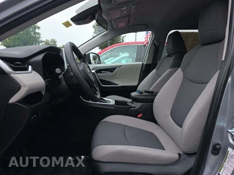2025 Toyota RAV4 XLE - miniatura 6