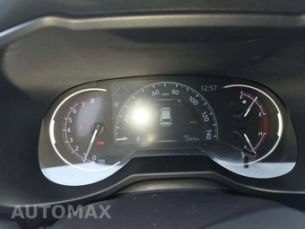 2025 Toyota RAV4 XLE - miniatura 9