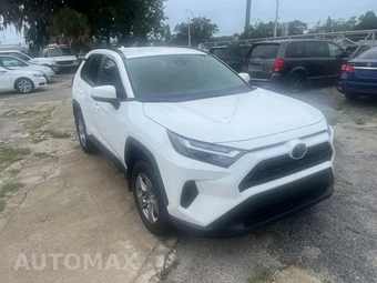 2025 Toyota RAV4 XLE - miniatura 2