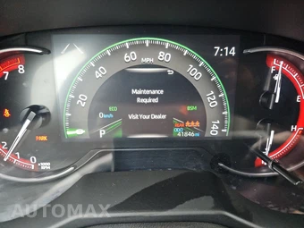 2025 Toyota RAV4 XLE – miniatura 18