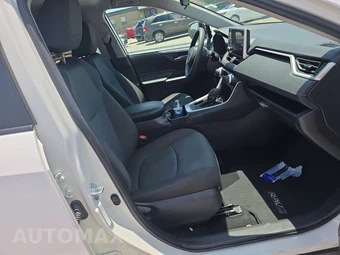 2025 Toyota RAV4 XLE – miniatura 14