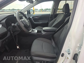 2025 Toyota RAV4 XLE - miniatura 13