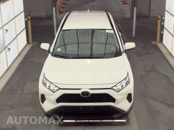 2025 Toyota RAV4 XLE - miniatura 2